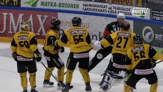 SaiPa raivostui Jukurien erikoisesta voittomaalista maalivahti oli ilman maskia kun kiekko ylitti [upl. by Hirschfeld]