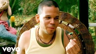 Calle 13  Un Beso de Desayuno Video [upl. by Ransell]