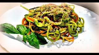 SPAGHETTI CETRIOLI E CAROTE ricetta vegan crudista [upl. by Jamison]