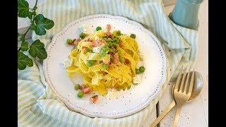 Pasta met zalm en boursin  Recept  Bettys Kitchen [upl. by Stratton77]