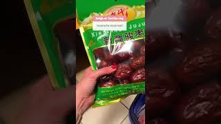 AZIATISCHE SNACKS testen 🍚🍬  Grootste supermarkt van OostNederland 🛒  Travelling Sisters [upl. by Kile]