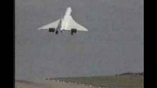 Concorde aborts crosswind landing [upl. by Krysta30]