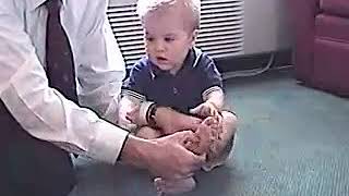 76  Motor Reflexes Plantar Reflex  12 Months  Infant Clinical Examination MRCP [upl. by Reizarf]