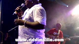 Barrington Levy  Murderer  Live in Paris  Cabaret sauvage  28 Juin 2011 [upl. by Annehcu]