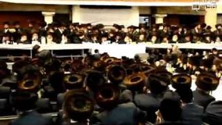 Viznitz Wedding in Bnie Brak the Rebbe Attending [upl. by Oirad259]