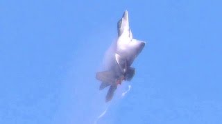 F22 Raptor Defies Gravity  Amazing Maneuvers [upl. by Nnaid879]