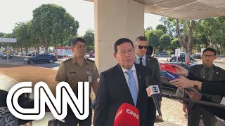 “É solidariedade à Ucrânia” diz Mourão sobre conversa de Bolsonaro e Zelensky  NOVO DIA [upl. by Timmi]