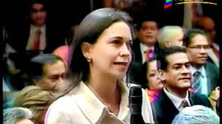 María Corina llama ladrón a chavez en cadena nacional [upl. by Elmajian950]