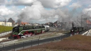 Doppelausfahrt in Wernigerode mit Schnellzugdampflok 18 201 und HSBMallet 99 5902 [upl. by Anirret]