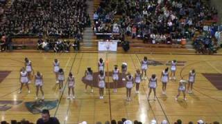 Eastlake Cheer at BBall vs Redmond Jan 16 2009 [upl. by Arahsal]