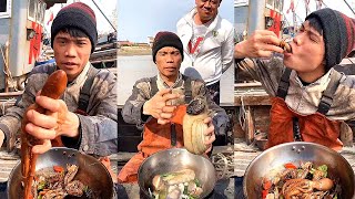 Fishermen eating seafood dinners are too delicious 666 help you stirfry seafood to broadcast live二二 [upl. by Lebama]