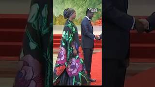 La première dame du Sénégal choque la Chine 😳 [upl. by Sontich]