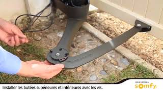 Somfy Axovia 220B Installation de la motorisation de portail [upl. by Bloch]