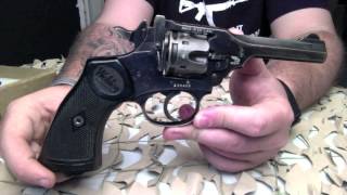 Webley MK IV Self Extracting Top Break Scarce 32 4quot Revolver With Box  Texas Gun Blog [upl. by Alfy]