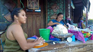 Street Vendors in NICARAGUA  Nicaragua STREET FOOD TOUR [upl. by Onitsuaf]