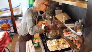 Cours de cuisine aux halles de Sète  Bourride de baudroie [upl. by Rubia457]