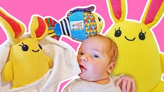 🛁 Un bain pour le petit frère de Bianca Vlog de maman avec jouets pour les plus petits [upl. by Masson]