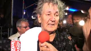 Jacques Higelin sort de scène aux Francofolies [upl. by Orji197]