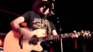 Jason Aldean CRAZY TOWN live NYC May 6 2009 [upl. by Euk355]