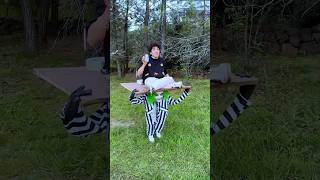 Disfraces se pueden hacer en casa Parte 33 Beetle juice halloweenwithshorts halloween [upl. by Olram]