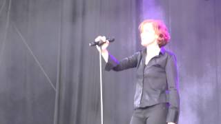 Alison Moyet  Only You Yazoo Live  Suikerrock 2014 [upl. by Keil]