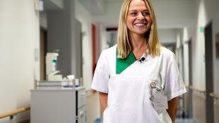 Ausbildung Gesundheits und Krankenpflege – Unterwegs mit Julia [upl. by Alieka]