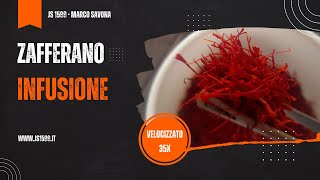 Risotto alla milanese e pistilli zafferano sciogliere lo zafferano in fili  VIDEO VELOCIZZATO 35X [upl. by Chessy]