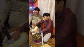 Chotay ustad fahad tabla nawaz [upl. by Colombi225]