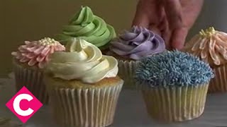 How to ice cupcakes [upl. by Gnehc]