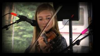 Susanna Heystek  Old time fiddling  Ill be all smiles tonight Joys of Quebec medley [upl. by Nnaeiram]