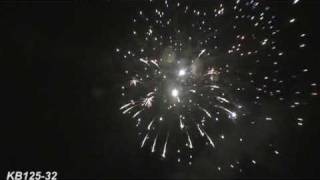 KB12532 crackling crossette Pyrotrade Fireworks [upl. by Jeconiah]