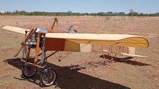 Bleriot XI de KW con motor Saito 80 [upl. by Capwell]