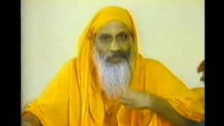 Swami Dayananda speaks on why one must learn Vedanta [upl. by Blodgett]