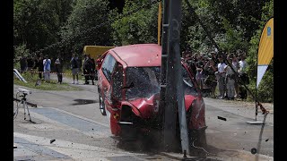 Suzuki Alto gegen Pfahl  Crashtest 3 Future Days 2022 I BFH [upl. by Ashien]