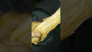 हजारों तार वाली सोन पापड़ी बनाने का अनोखा तरीका।How To Make Soan PapdiHaldiram Style Soan Papdi [upl. by Grizelda852]