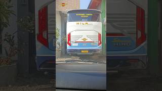 Buntuti Bus MILA SEJAHTERA Masuk Garasi Pusat Probolinggo [upl. by Kacy345]