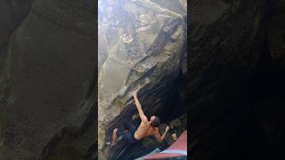 6B overhanging Boulder in MagicWood [upl. by Mashe337]