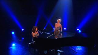 Sarah McLachlan amp Pink  Angel live  American Music Awards 2008 aac51 720pmkv [upl. by Akelam711]