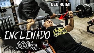 TREINO DE PEITO COM 100KG NO INCLINADO l QUASE DEU RUIM [upl. by Ayotaj]