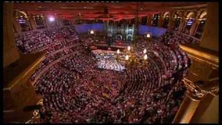 Land of Hope and Glory  Last Night of the Proms 09 [upl. by Yromas]