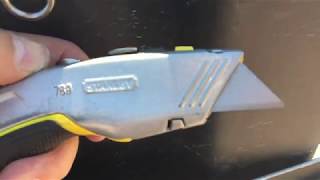 Roofing Tools  Stanley Fatmax Dual Razor Knife [upl. by Yahiya]