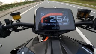 Superduke 1290R Accerleration  100200 kmh [upl. by Aihsatan365]