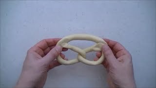 Comment former un bretzel  How to shape a bretzel [upl. by Grannia106]