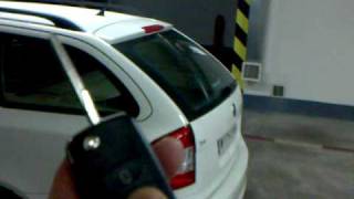 Skoda Octavia II FL automatic back door opening [upl. by Avin]