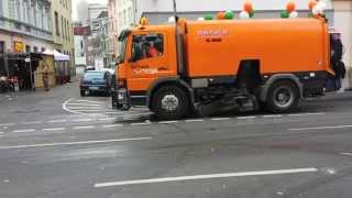 Balayeuse Brock SL 200 et Ravo 5 Series  Street Sweepers Kehrmaschine Sopmaskin Balai de Rue [upl. by Fasto]