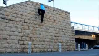 Tecnica de escalar muros Parkour [upl. by Assedo817]