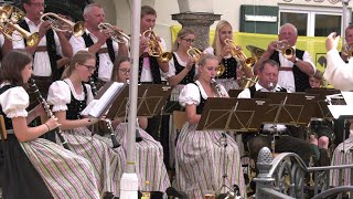 RAINERMARSCH MIT PFARRER  Bürgermusik St Gilgen [upl. by Patterson]