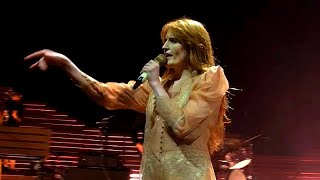 FLORENCE  THE MACHINE  Moderation Live  Paris 240319 [upl. by Eelrahs]