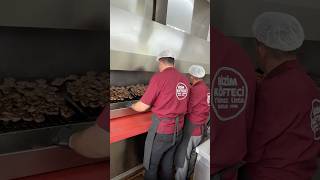 Ankara İskitler Sanayi abicim Köfteci Yılmaz Ustamda Kömür Ateşinde Pişen Şahane Köfteler…😋😋 [upl. by Hanforrd946]