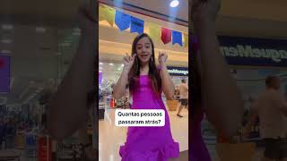 Marcela Jardim dança CHICLETINHO no shopping shortsviral [upl. by Hcirdeirf]